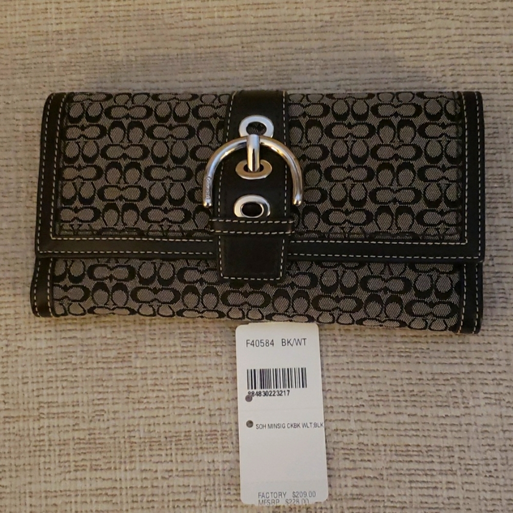 Coach Tri Fold Wallet
